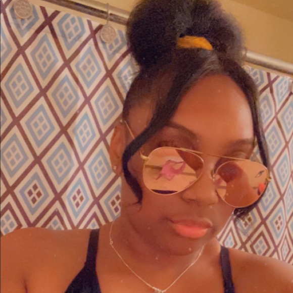 ❗️SOLD❗️💗PINK TINTED SHADES💗 - Picture 4 of 4